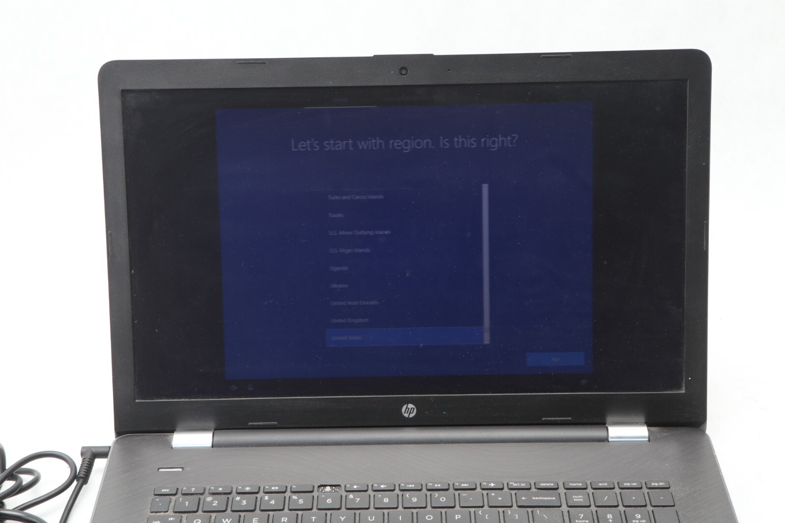 HP 15-bs051od 15.6″ / Intel Core i3-7100U @ 2.40GHz 6GB RAM 240gb SSD WIN 10 E42
