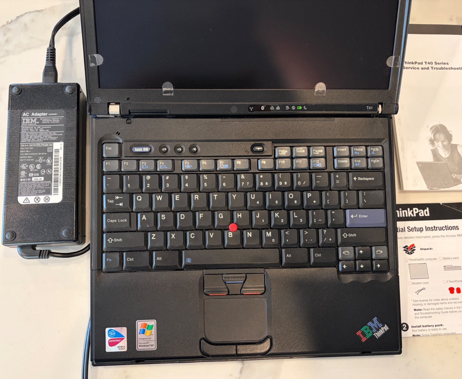 Vintage IBM Thinkpad T41 14” 1.5GB RAM 120GB SSD Win XP + Docking Station