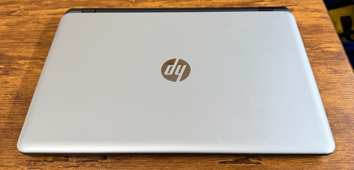HP 350 G1 Intel(R) Core(TM) i5-4200U 8 GB RAM 256 GB SSD 15.6″