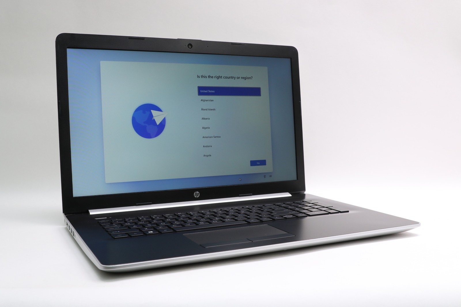 17″ HP Laptop 17-ca0xxx, Ryzen 5 2500U, 8GB, 256GB