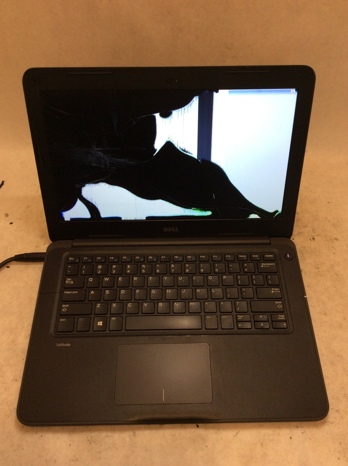 Dell Latitude 3380 Laptop 13″ Intel Core i3 7th Gen LOCKED BIOS RUINED LCD -PP