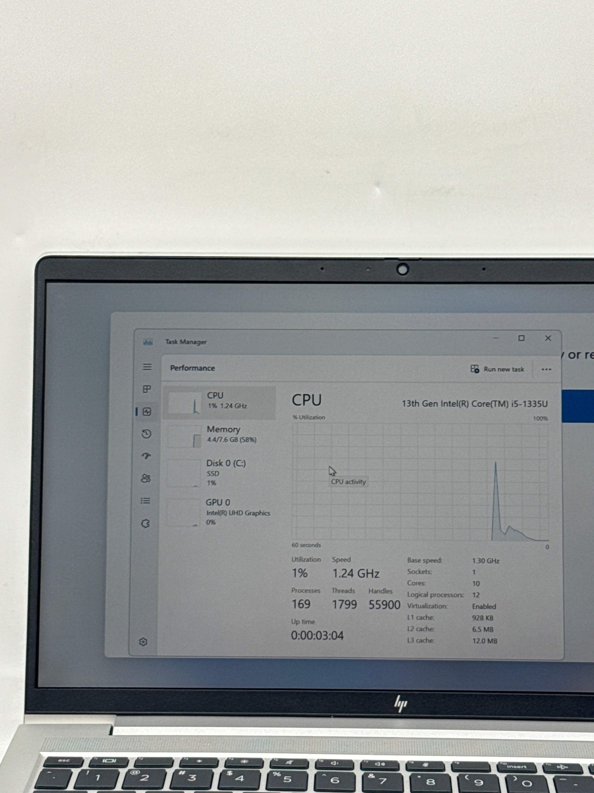 HP EliteBook 640 G10 14.0″ FHD Touch Core i5-1335U 1.30GHz 256GB SSD 8GB RAM