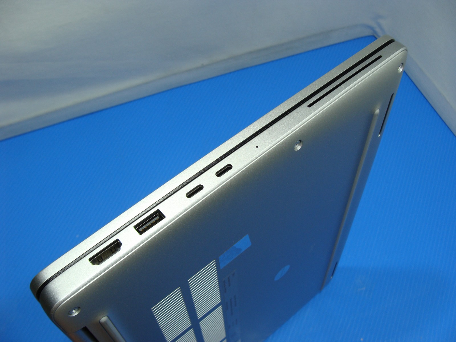 Dell Pro 14 Plus PB14250 14″FHD+ Ultra 5 238V 32GB 512GB Warranty 2030 Win 11PRO