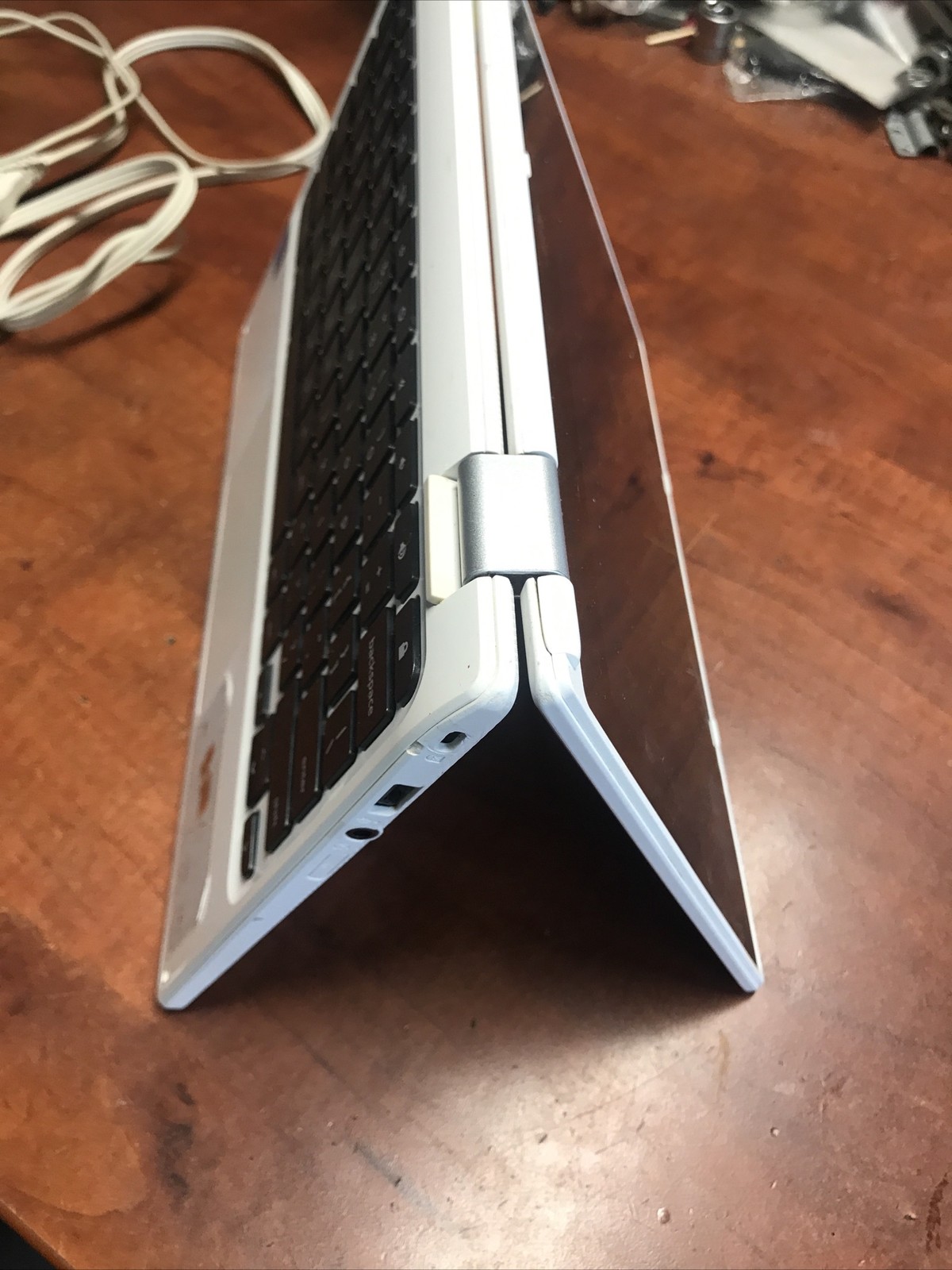 Use Acer Chromebook R11 CB5-132T-C1LK Intel Celeron N3160 Processor 4GB TouchScr