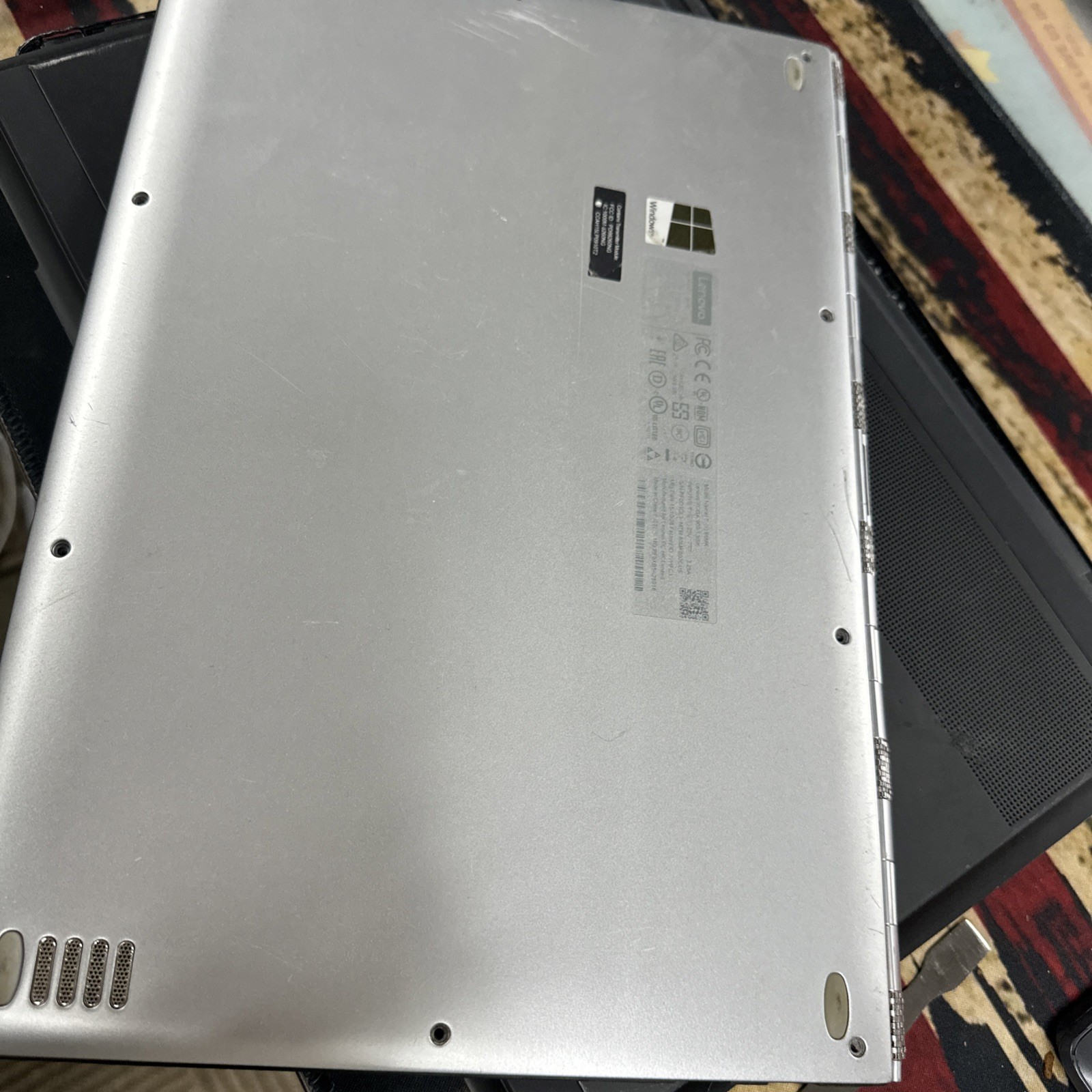 Lenovo Yoga 900-13ISK 13.3″ i7 2-in-1 Laptop, FOR PARTS, PC2