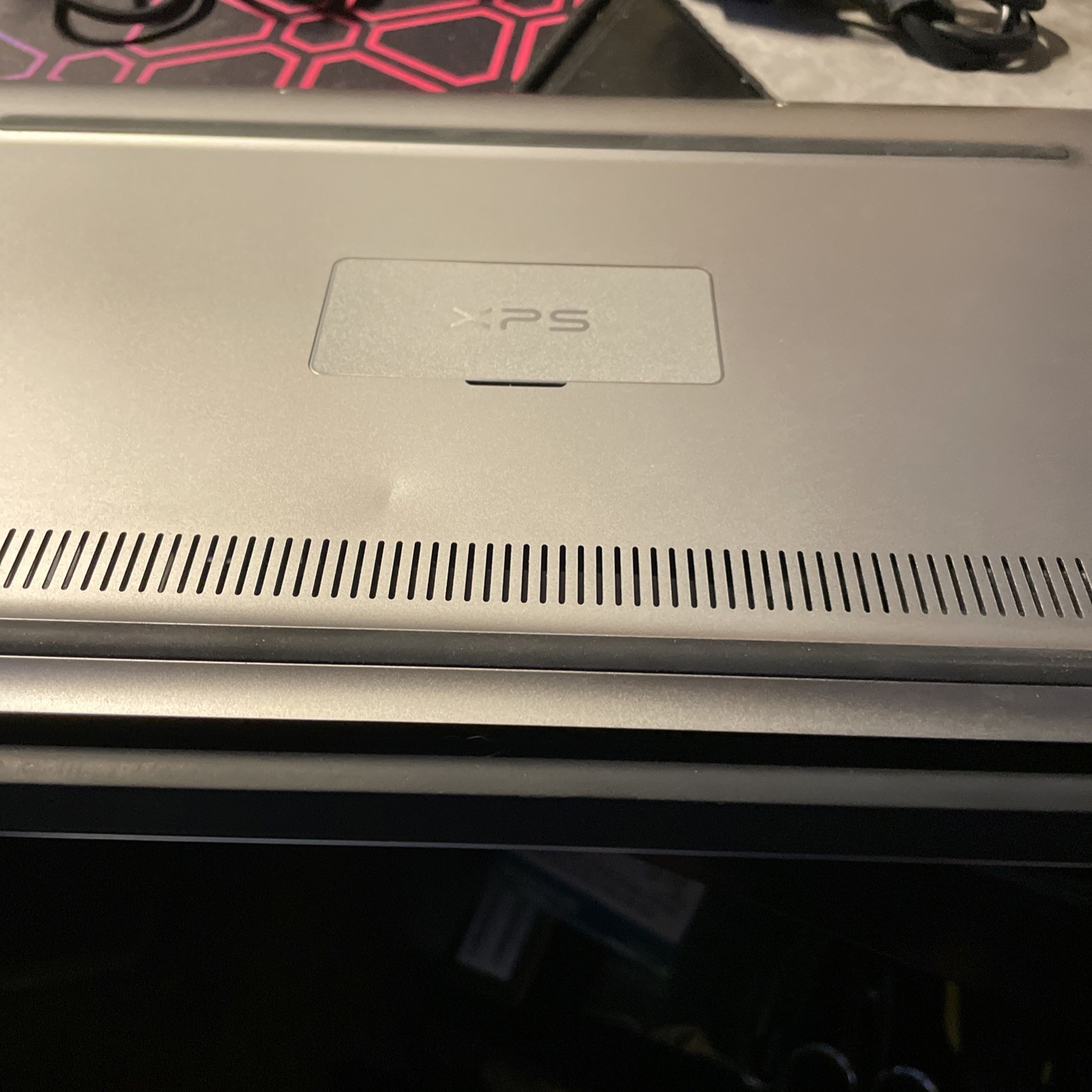Dell XPS 13 9360 i7-8550U 8GB 256GB SSD 13