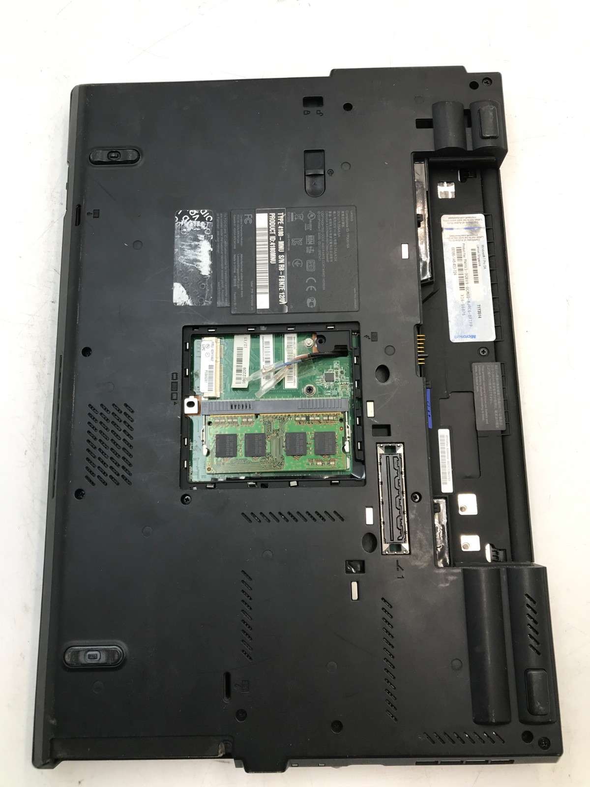 Lenovo ThinkPad E420 Intel i5-2520M 14″ -BOOTS TO BIOS/MISSING PARTS
