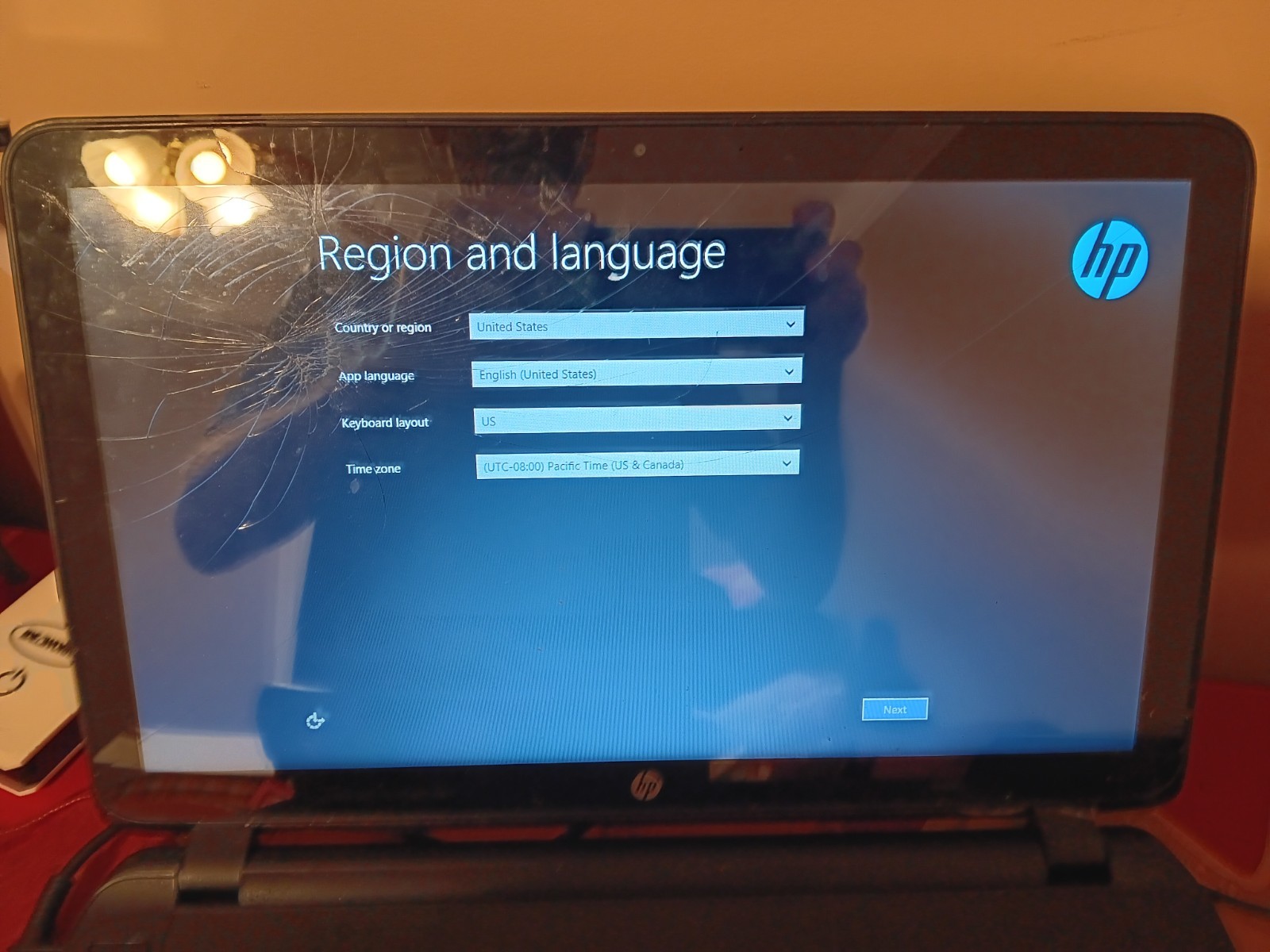 HP 15-F024WM Intel Pentium N3530 2.16GHz 4GB