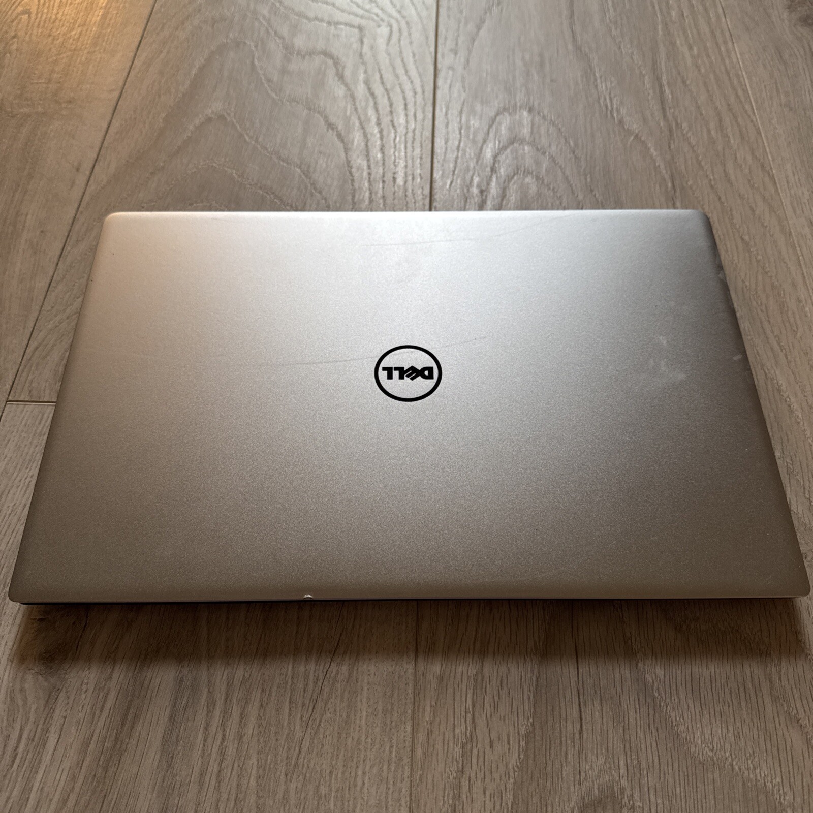 Dell XPS 13 9350 – i5-6200U 8GB/256GB Windows 11 Laptop