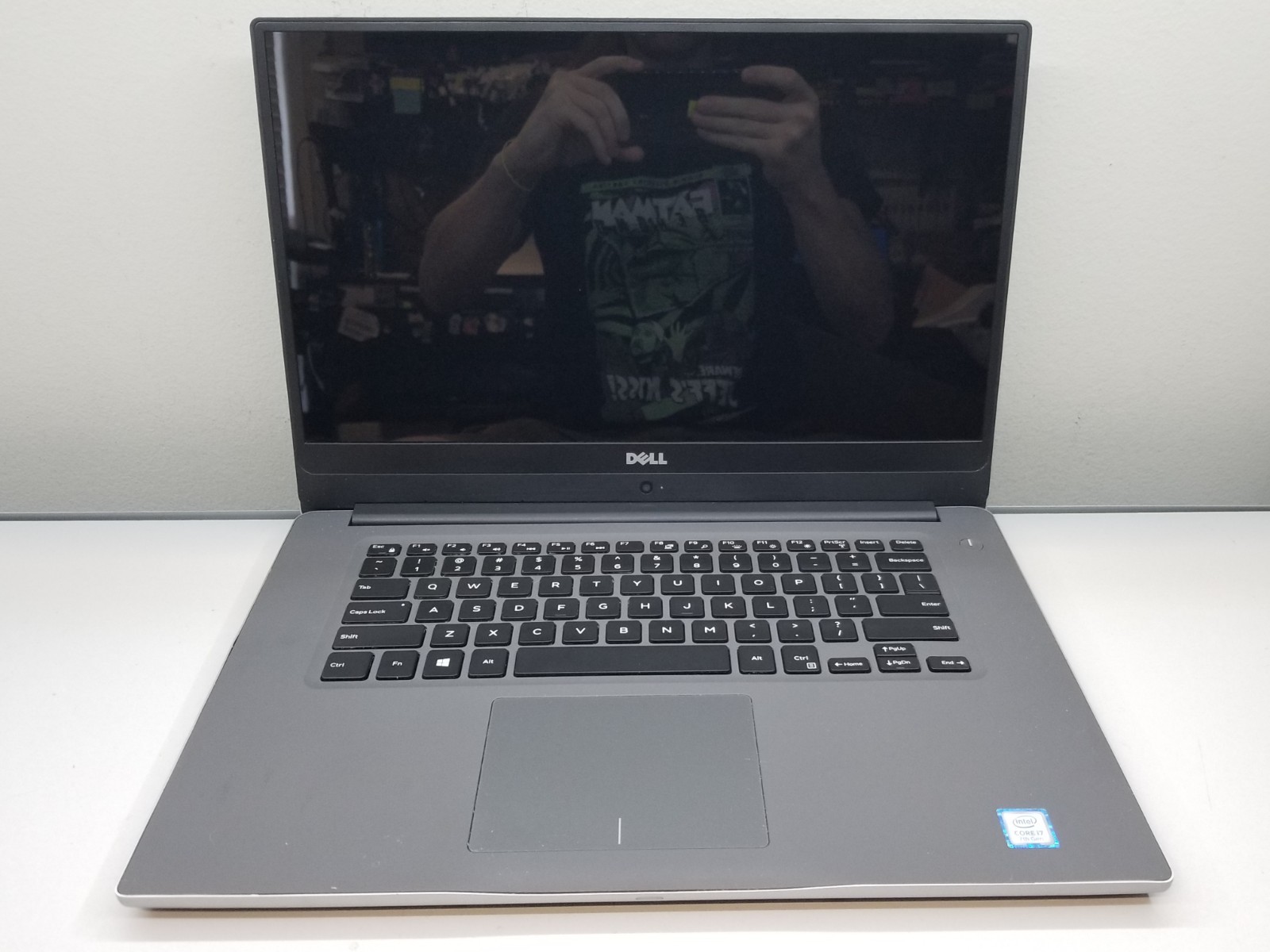 Dell Inspiron 7560 15.6″ FHD i7-7500U 2.7GHz 8GB RAM 256GB M.2 SSD Win11Pro READ