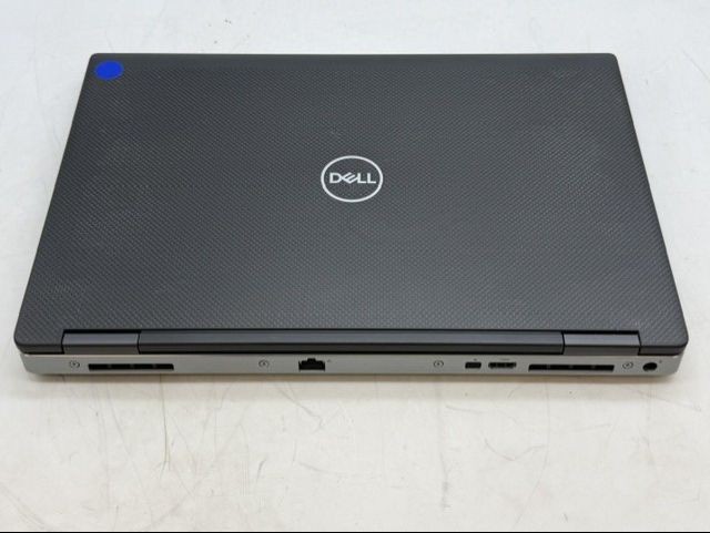 Dell Precision 7540 E-2276M 2.80GHz 512GB 16GB DDR4 Radeon Pro WX 3200 W11P
