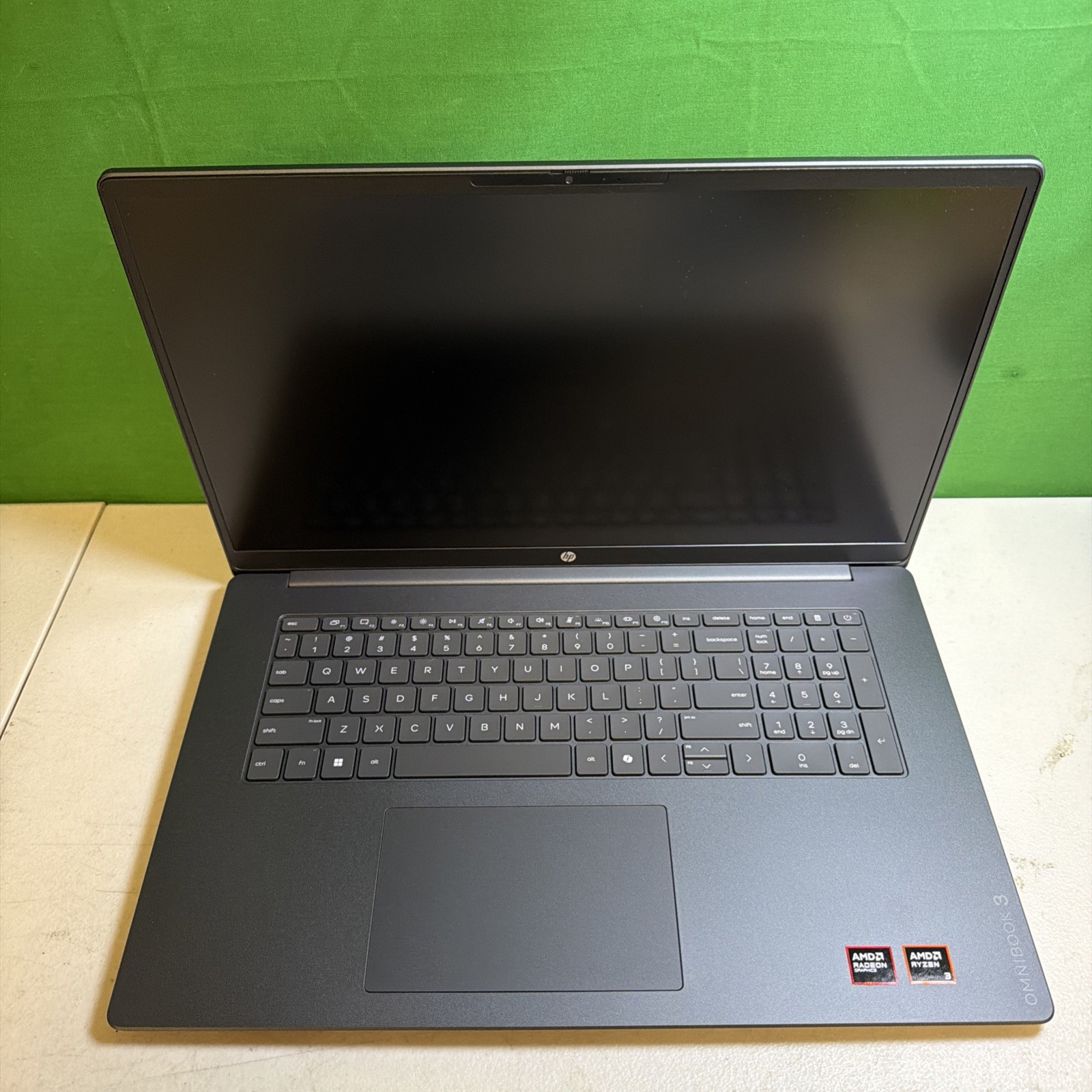 HP 17-dd0047nr OmniBook X 17.3″ FHD Touchscreen Ultra 7 256V 2.2GHz Intel UHD
