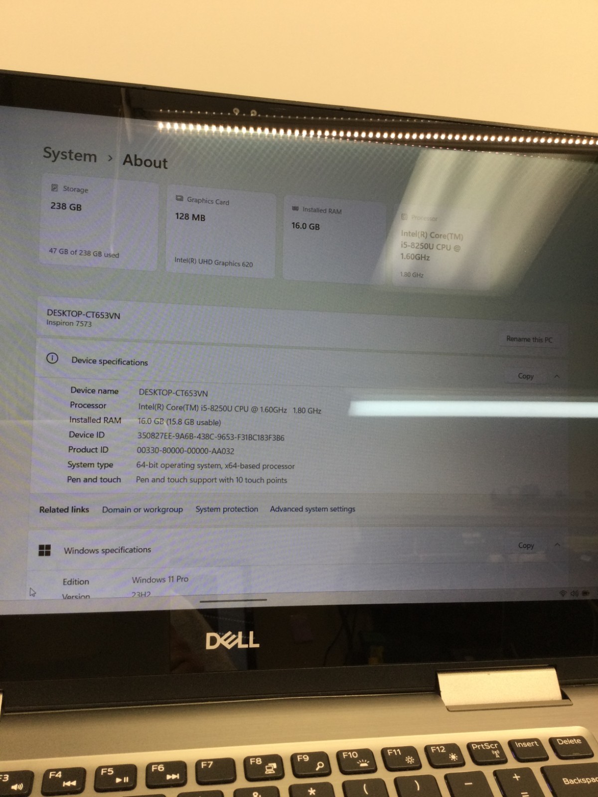 dell inspiron 7573 intel core i5-8250u cpu 1.60ghz 15.6”