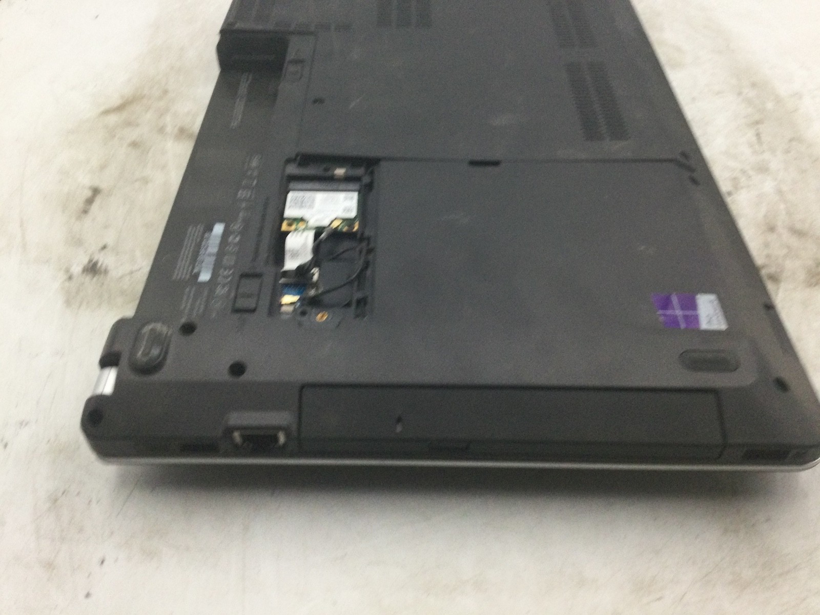 LENOVO THINKPAD E431 – INTEL I3 – NO RAM – FOR PARTS – READ DESCRIPTION – BB