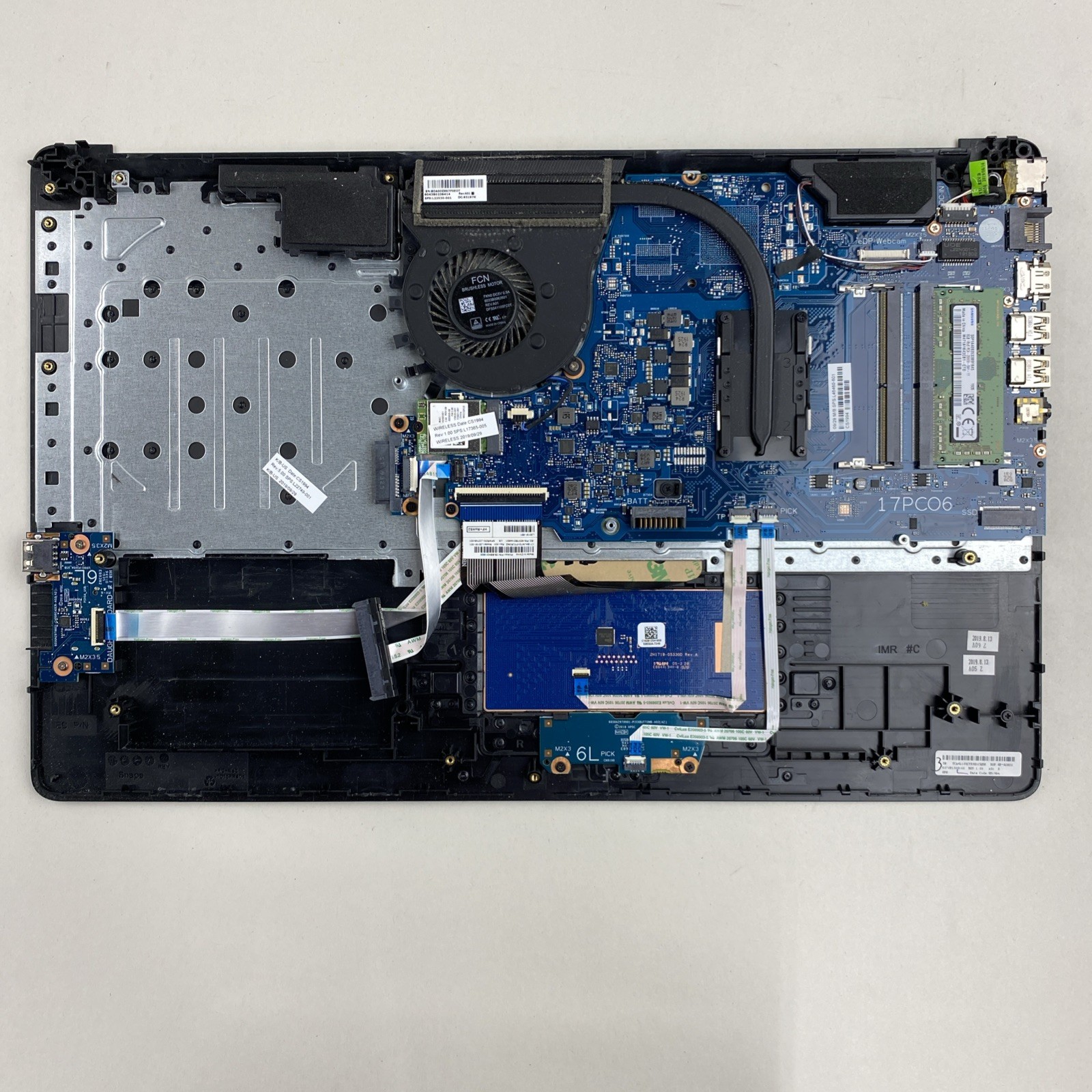 HP 17-ca1055cl Ryzen 3-3300U 2.10GHz 8GB RAM No Battery No HDD No OS No Screen