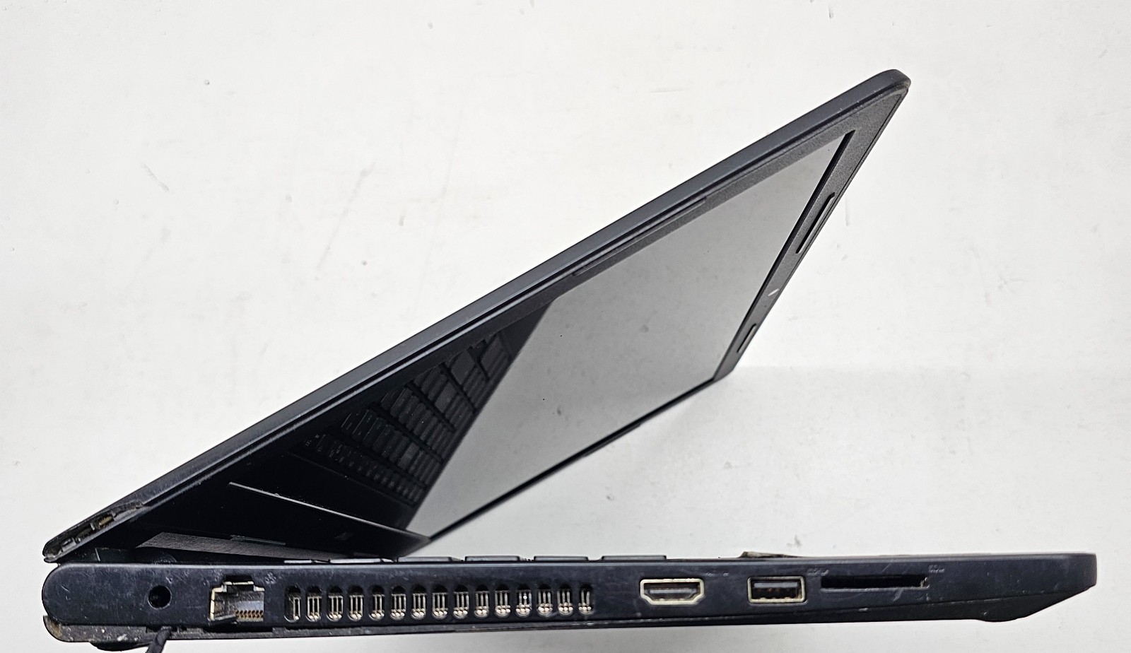 Dell Inspiron 15 3558 Laptop Intel Core i3-5015U 4GB Ram NO HD/OS/BATT (FL)