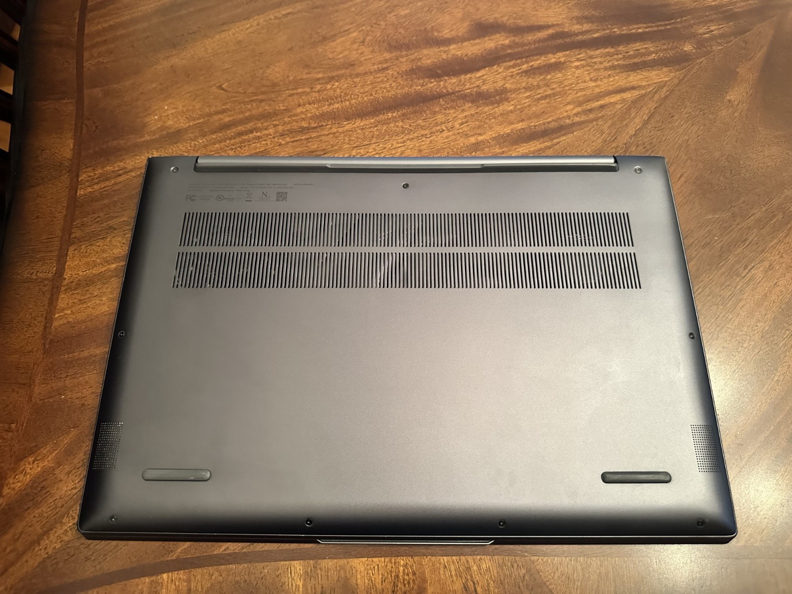 Lenovo Slim 7 16 inch 16IAH7 12th Gen Intel Core i7-12700H 2.3 Ghz 14 Core