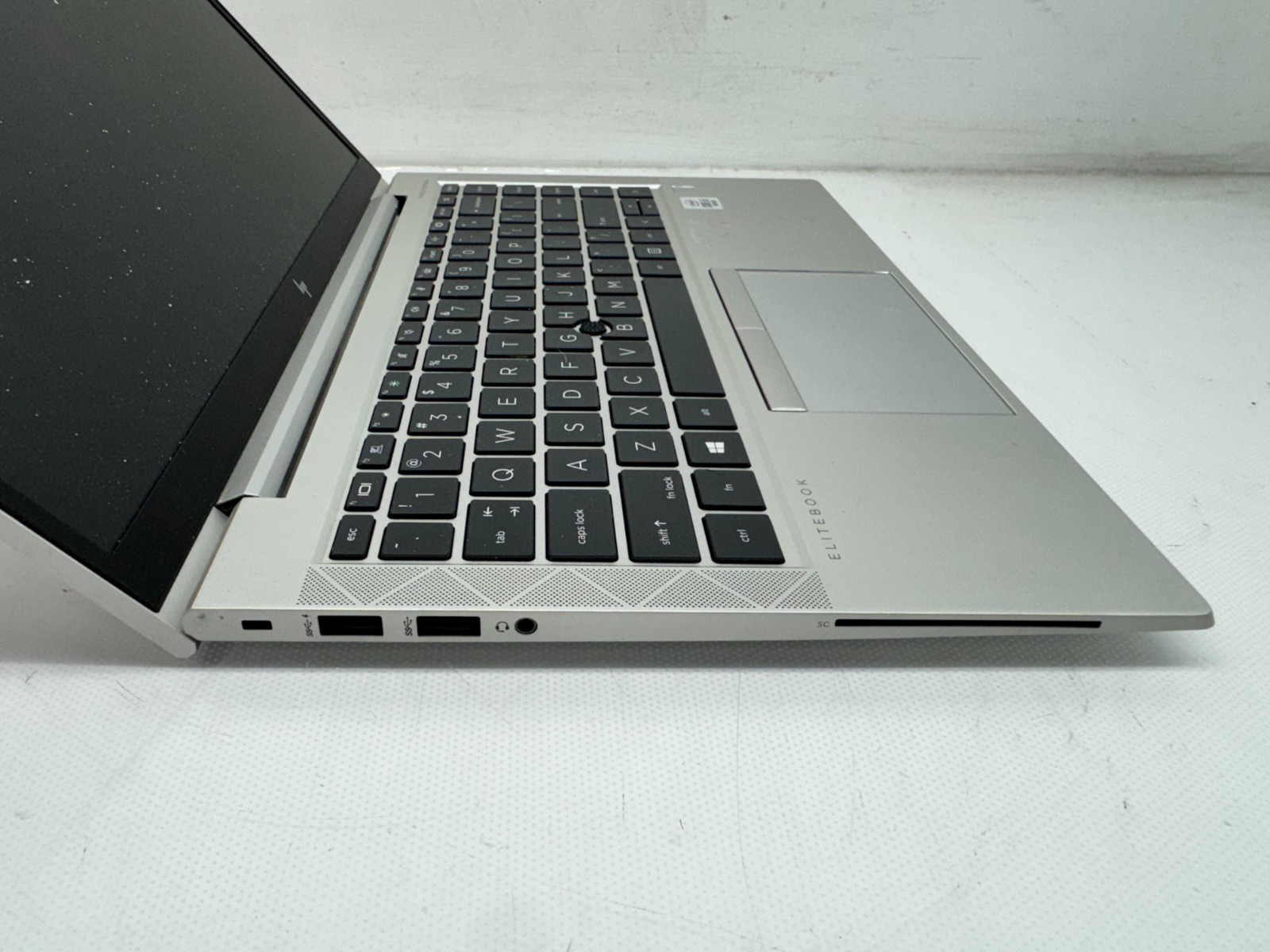 HP Elitebook 840 G7 14″ i5-10210U@1.6GHz 16G 256G SSD **READ**
