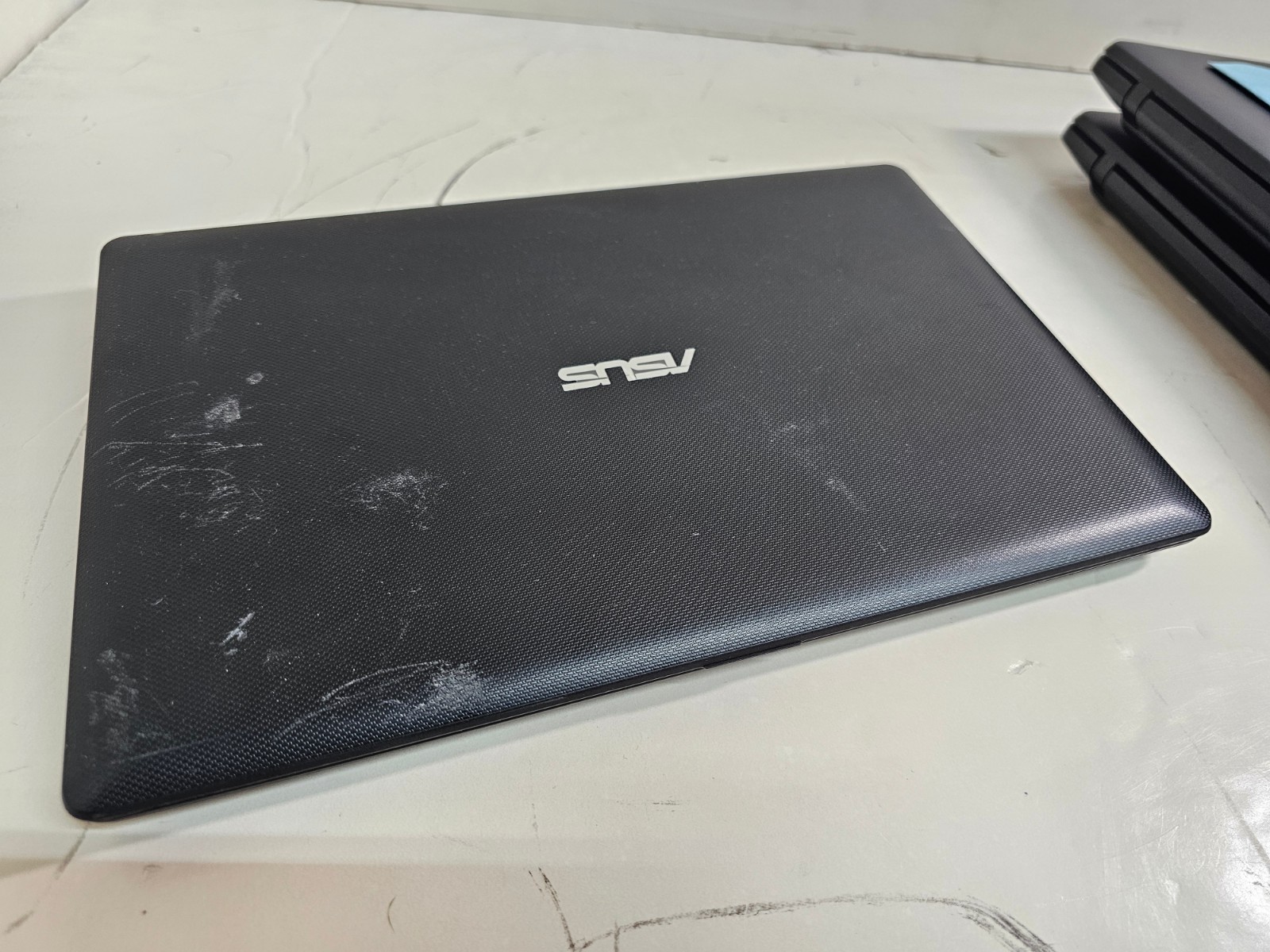 3 Laptop Lot – Asus X200M Notebook PC – K200MA-DS01T – Sold As-Is / Untested