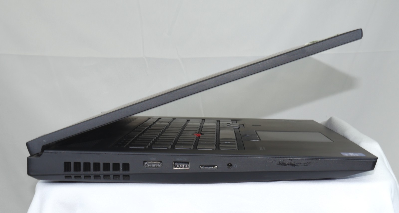 Lenovo ThinkPad P17 Gen 2i i7-11850H 2.5GHz 32GB RAM 1TB RTX A4000 Win11P NO AC
