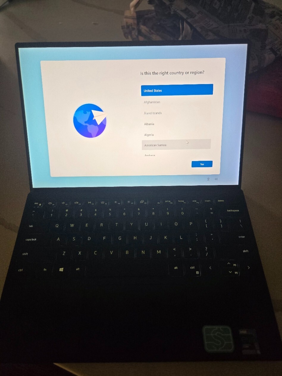 Dell XPS 9310 13 13.4 Core i5 FHD+ Laptop 8GB RAM 256GB SSD