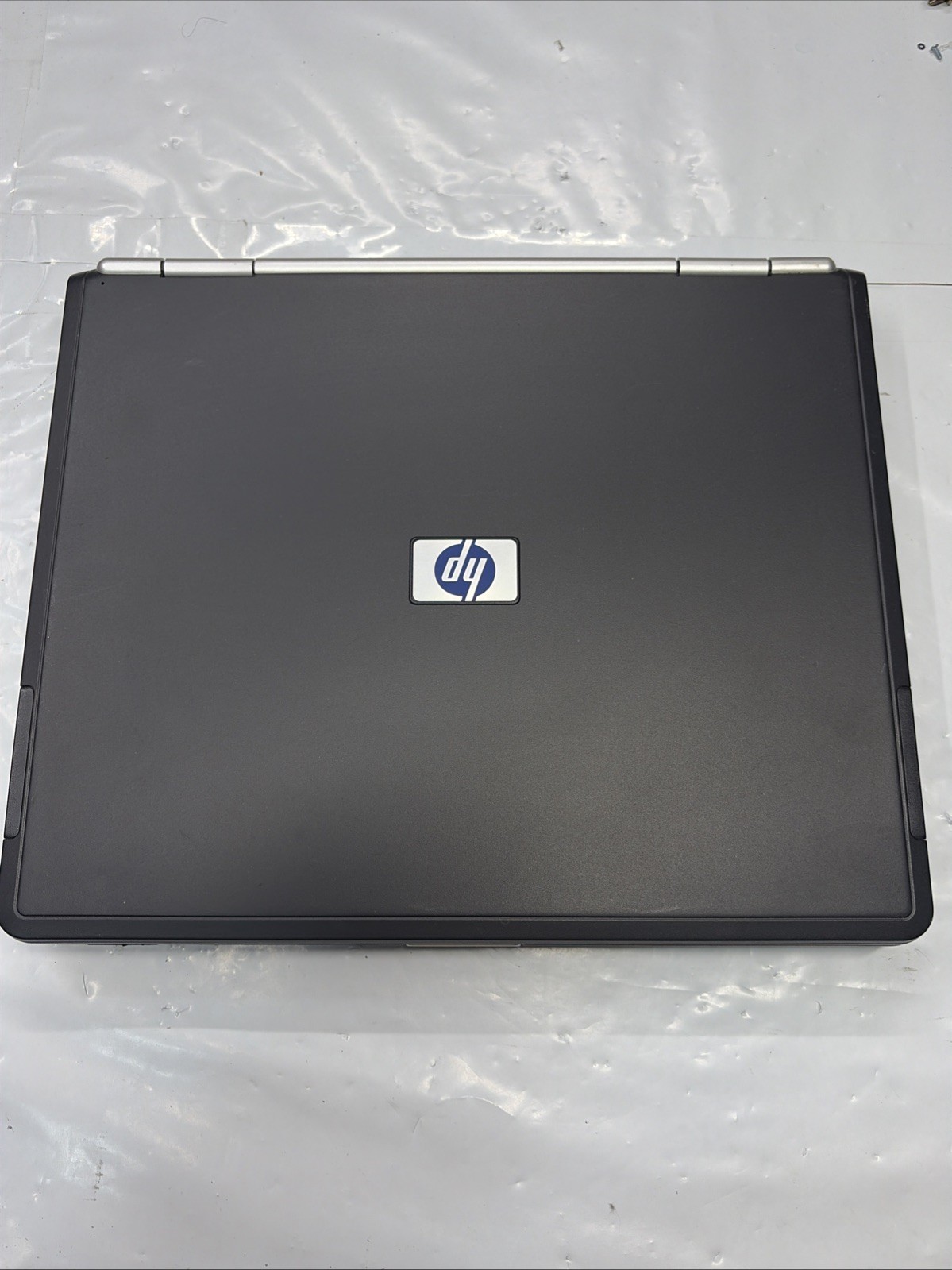 HP Compaq nc6000 Anatel T60M283.00 for Parts Or Repair, untested AS-IS condition