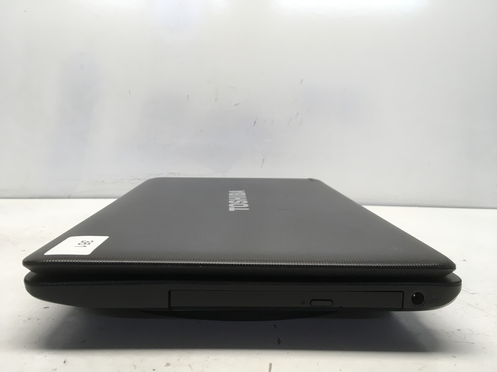 Toshiba Satellite C655 AMD E-350 1.6GHz 3 GB NO HDD NO BATT – READ