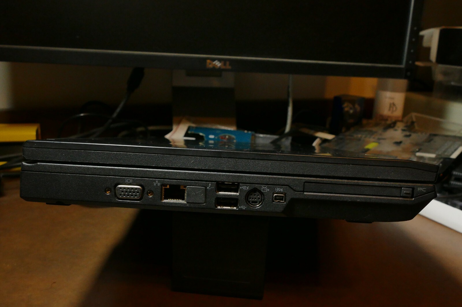 Dell Latitude E5400 INTEL CORE 2 DUO P8700 2.53 GHZ 4GB RAM