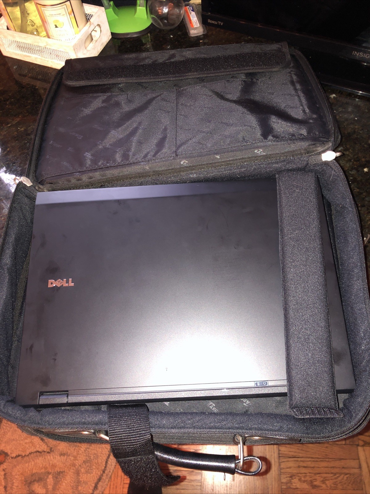 Dell Latitude E5400 Laptop Core 2 Duo CPU P8700 2.53GHz 2 GB RAM Tarsus Case
