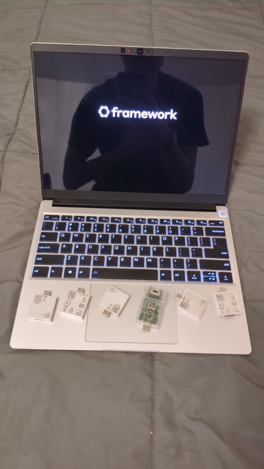 Framework 13 – i7-1185G7, 2TB SSD, 16GB, 6 Modules