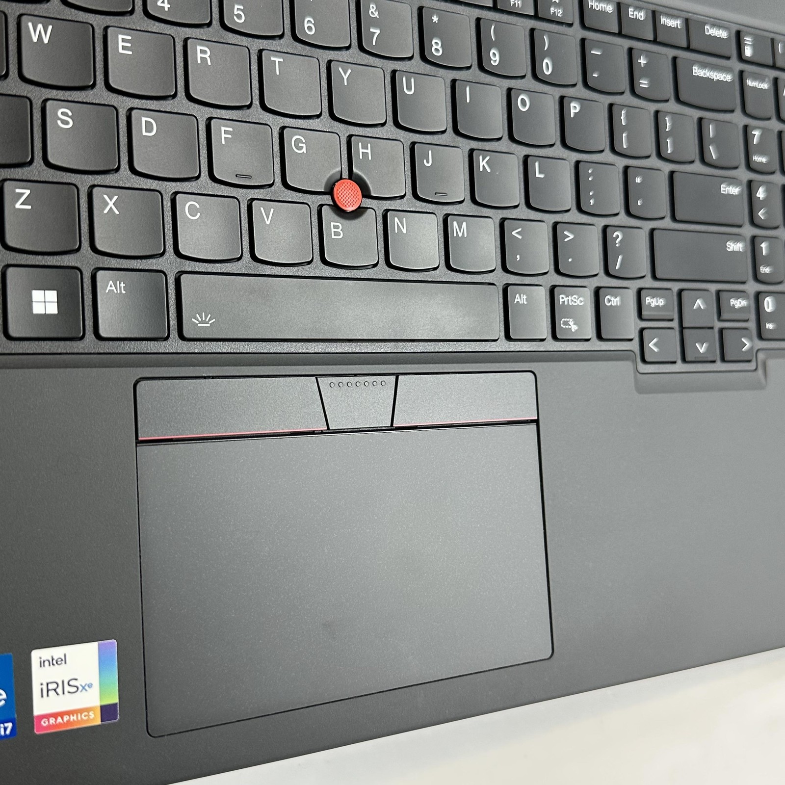 Lenovo ThinkPad T16 Gen 1 2022 Gray FHD+ 2.1 GHz i7-1260P 16GB 1TB SSD Very Good