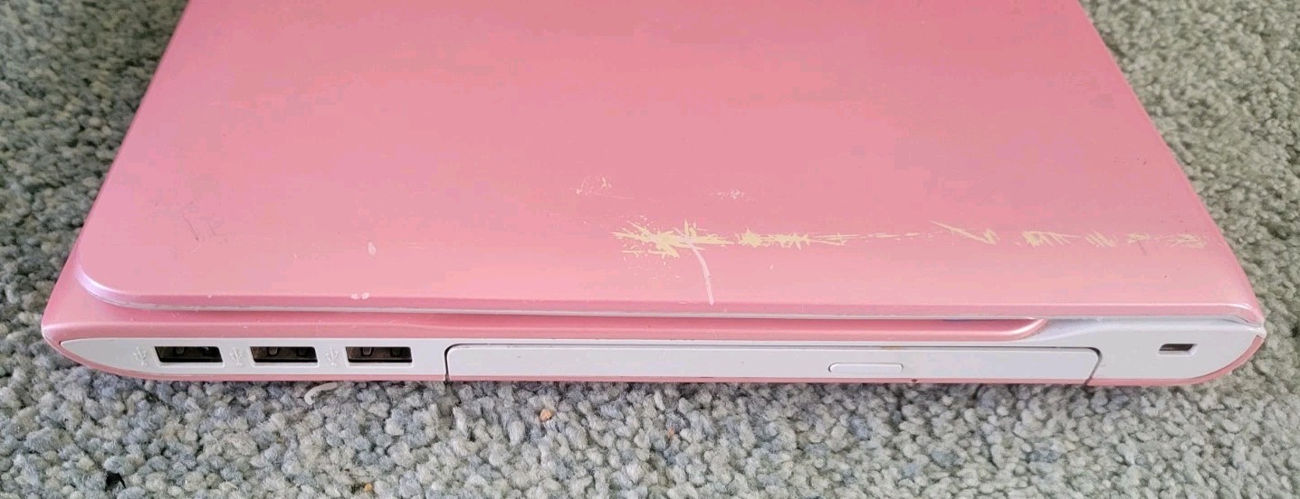 Sony VAIO Pink E Series Laptop 13” i3-3120m CPU, DVD 8GB Ram 500GB Win10