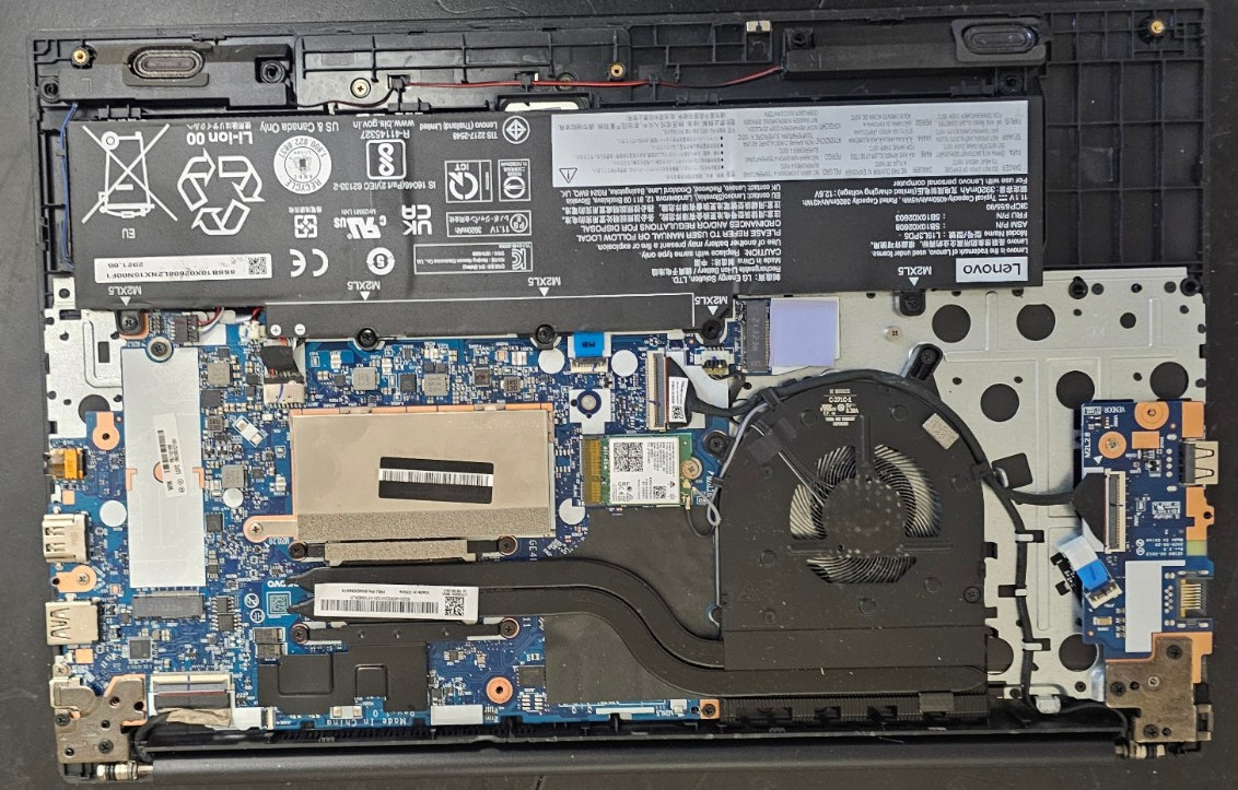 Lenovo ThinkPad E15 G2 20TDS06700 I7-1165G7 2.80GHz “Parts or repair”
