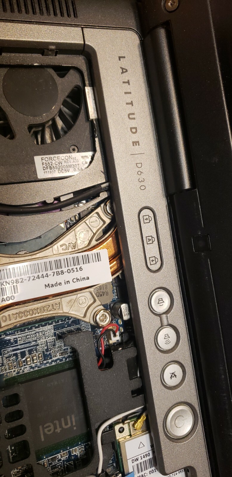 Dell Latitude D630 Intel Core 2 DUO motherboard and casing- Screen cracked
