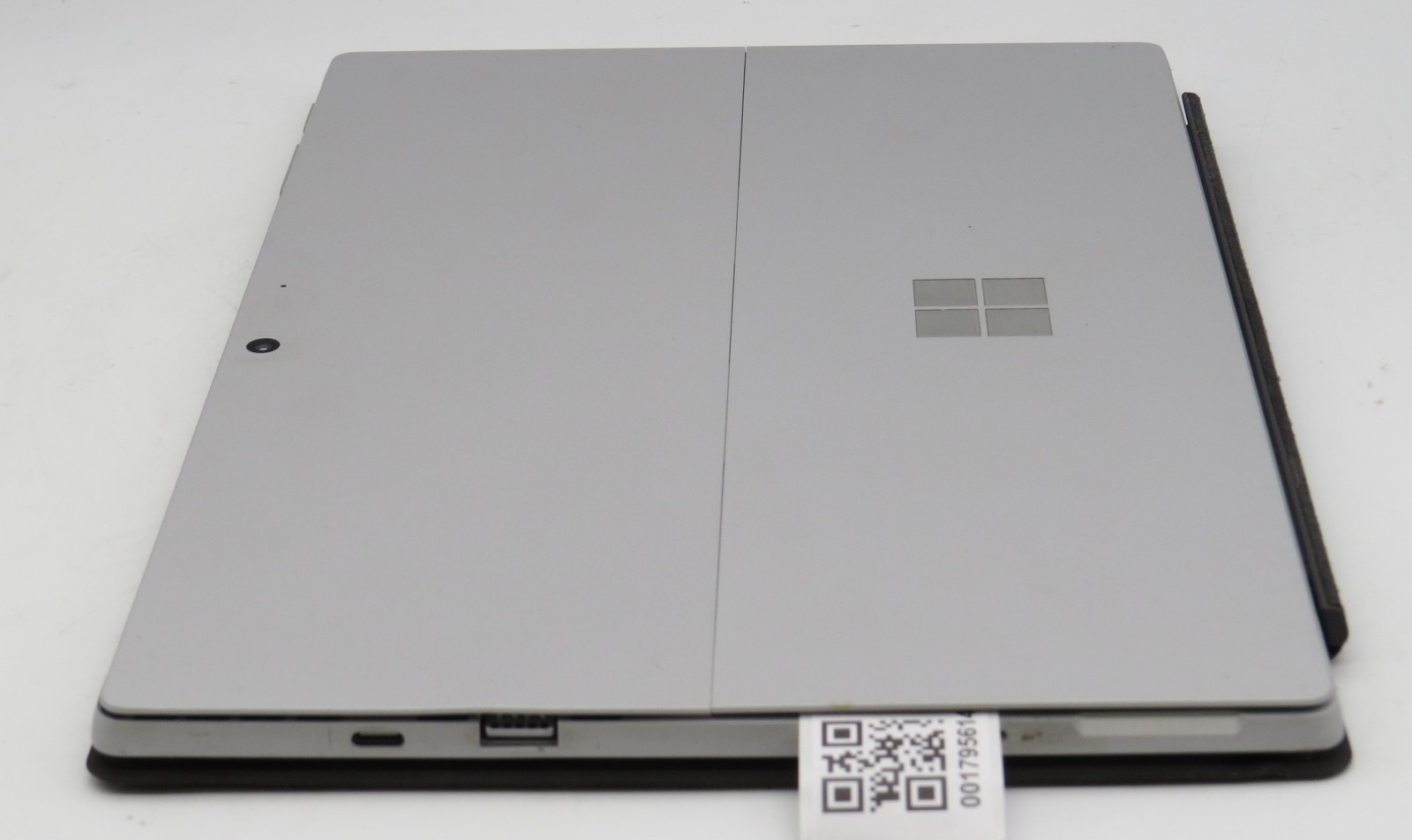 Microsoft Surface Pro 7+ 12″ Touch i5-1135G7 256GB HDD 8GB RAM Win11 w/AC