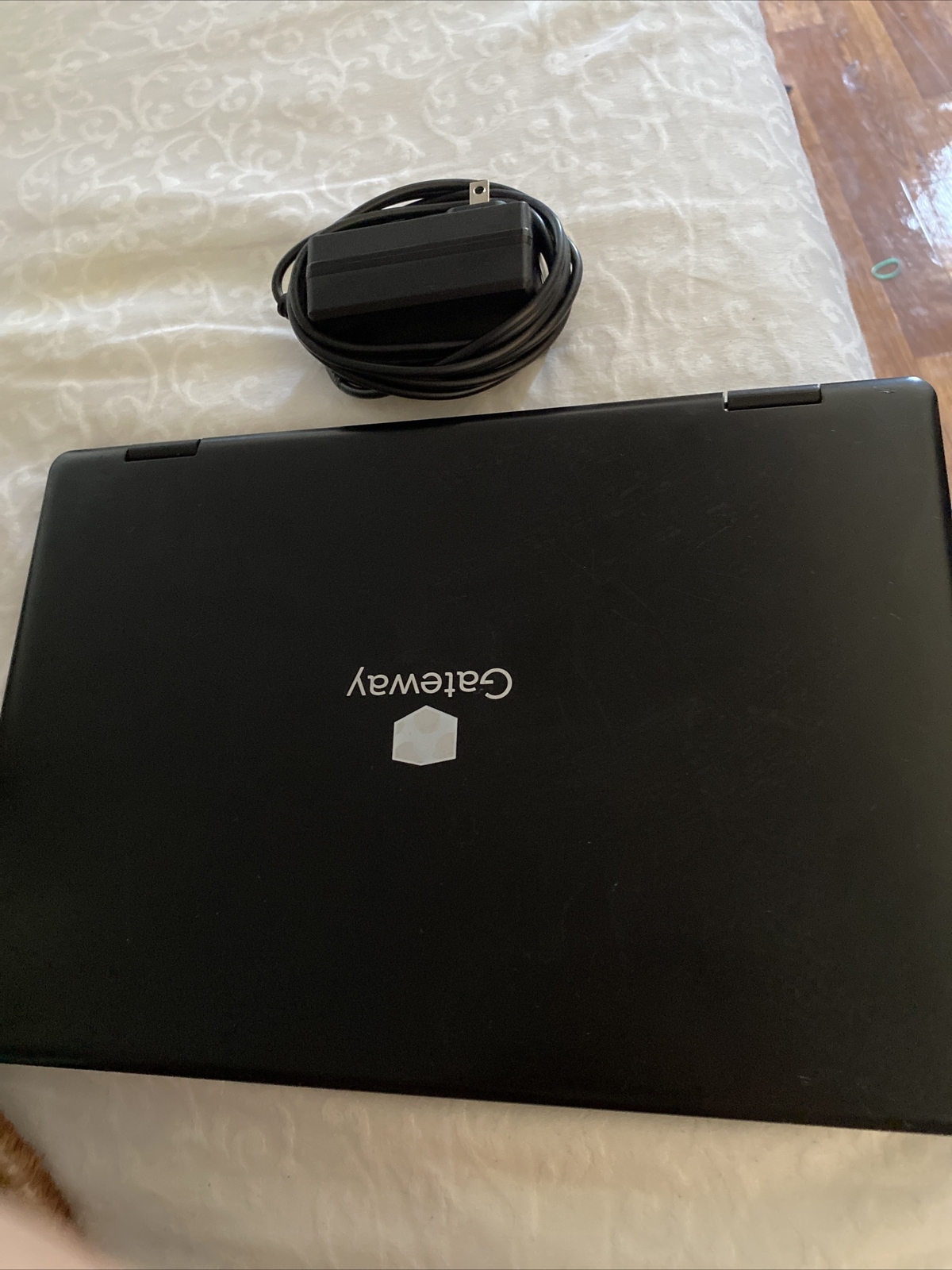 Gateway GWTC116-2 11.6″ Touchscreen (64GB eMMC, Intel Celeron N4020, 1.1GHz, 4GB