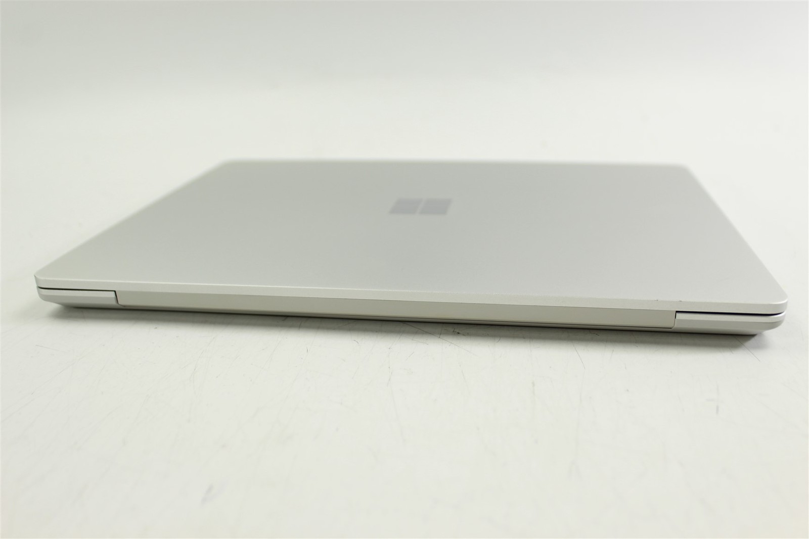 Microsoft Surface Laptop Go 2 2013 12.4″ i5-1135G7 256GB SSD 16GB RAM W11H