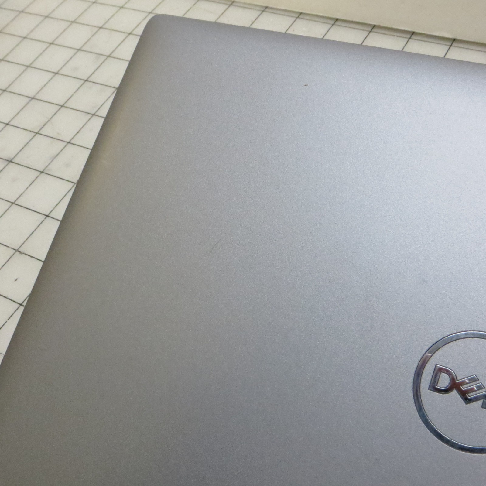 Dell Latitude 5450 Intel Ultra 7 8GB DDR5 256GB SSD 14″ Windows 11 Pro Laptop PC