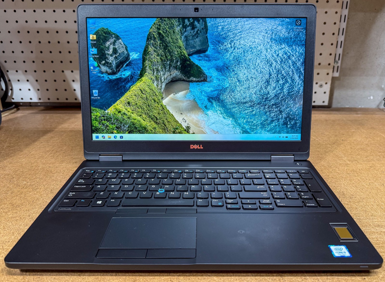 Dell Latitude 5580 i5-7440HQ 15.6″ Windows 11 Pro Laptop 500GB SSD 8G