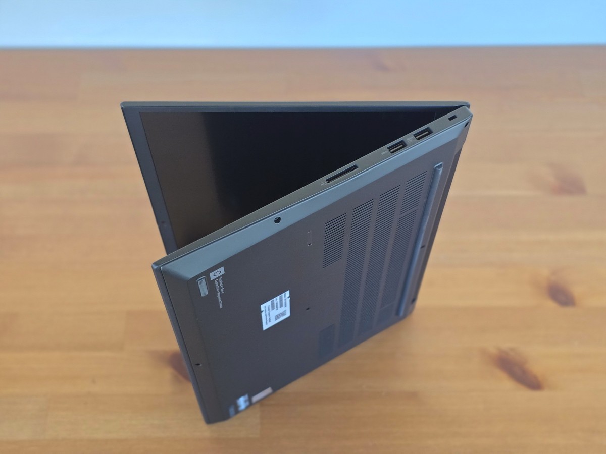 Lenovo ThinkPad P1 Gen 4 i7-11850H 16GB 16″ 4K HDR 3840×2400 NVIDIA RTX 3070