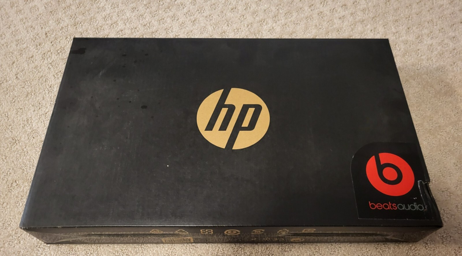 Beats Audio HP Envy dv7-7240us 17.3″ / Intel Core i5-2450M