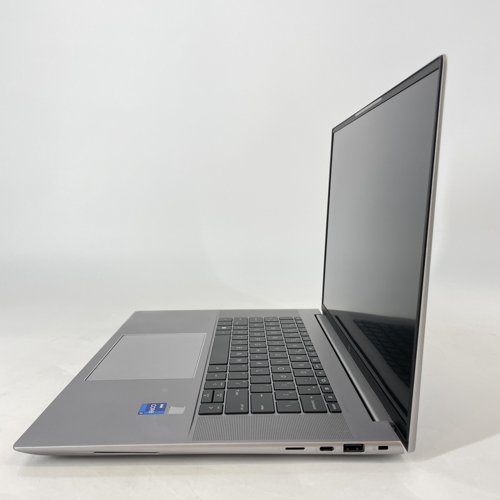 HP ZBook Studio 16 G10 UHD+ 2.4GHz i7-13700H 32GB 512GB RTX 2000 Ada BENT FRAME