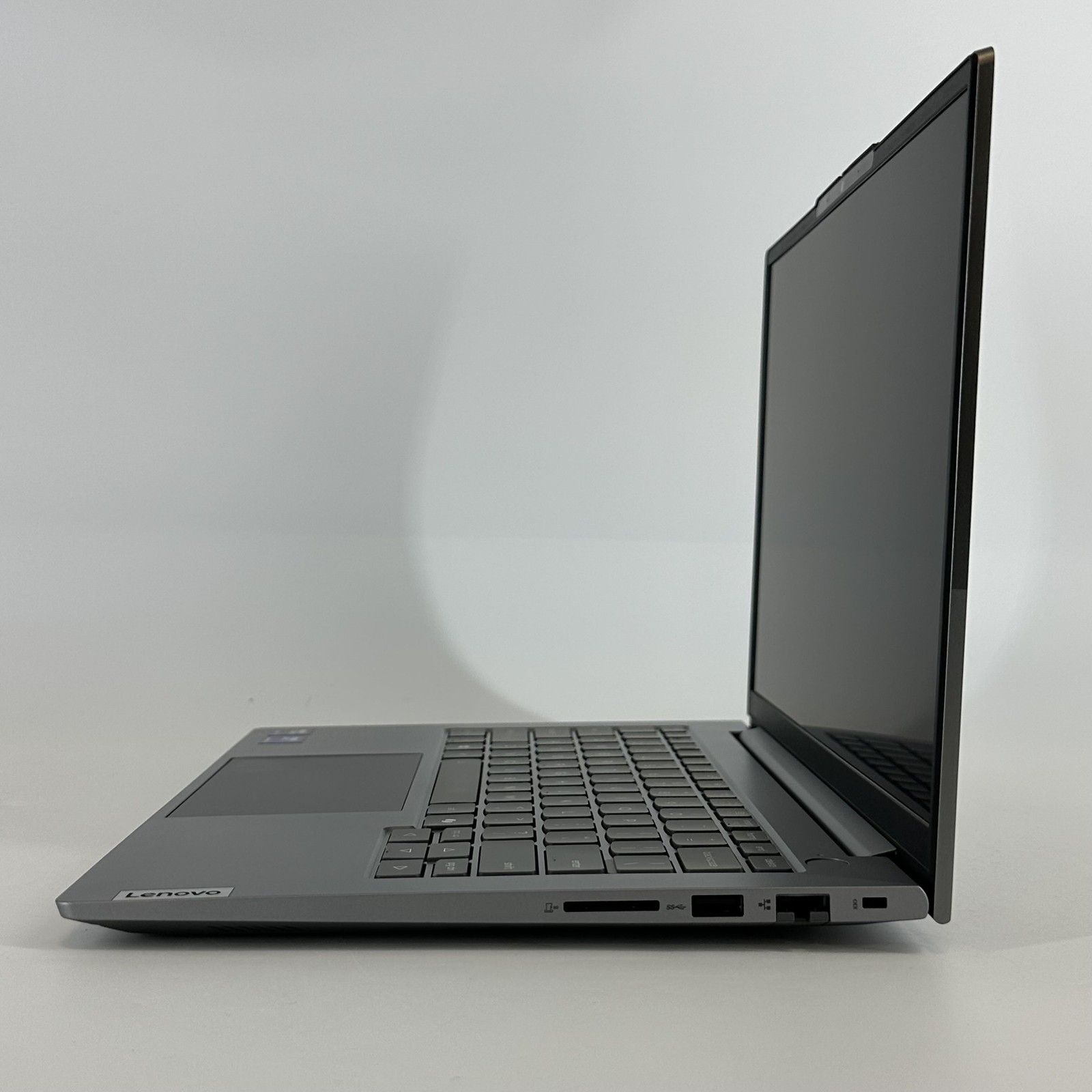 Lenovo ThinkBook 14 Gen 8 FHD+ TOUCH 2.0 GHz Ultra 7 255H 32GB 1TB SSD Excellent