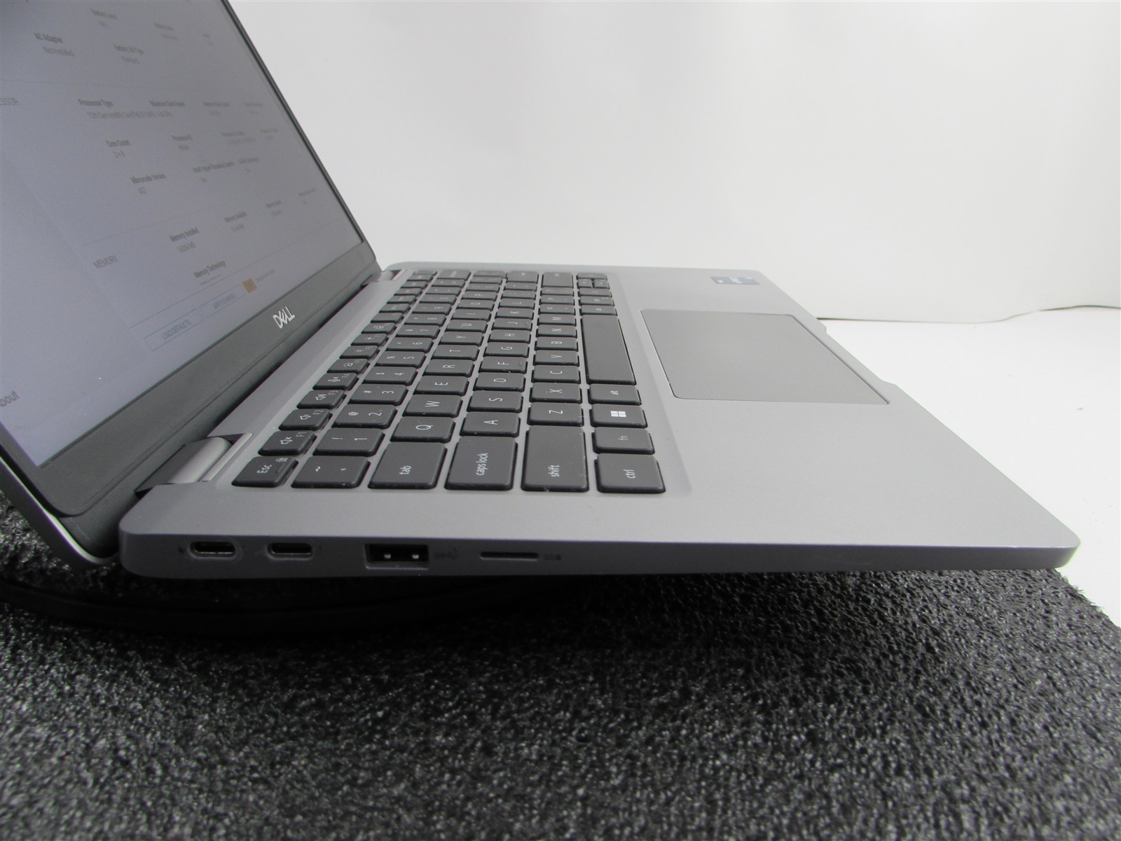 DELL LATITUDE 5330 FHD TOUCHSCREEN I5-1245U 10 CORE 512GB SSD 16GB RAM NO O.S