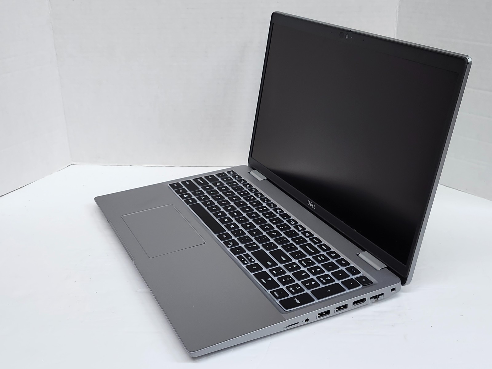 Dell Latitude 5520 Laptop – 11th Gen i5-1145G7 16GB 512GB Cam Backlit Touch Sp4
