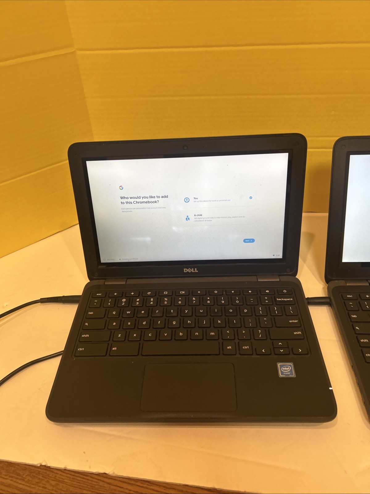2 Dell 3180 Touchscreen Chromebook Functional Screen Marks Battery Bad
