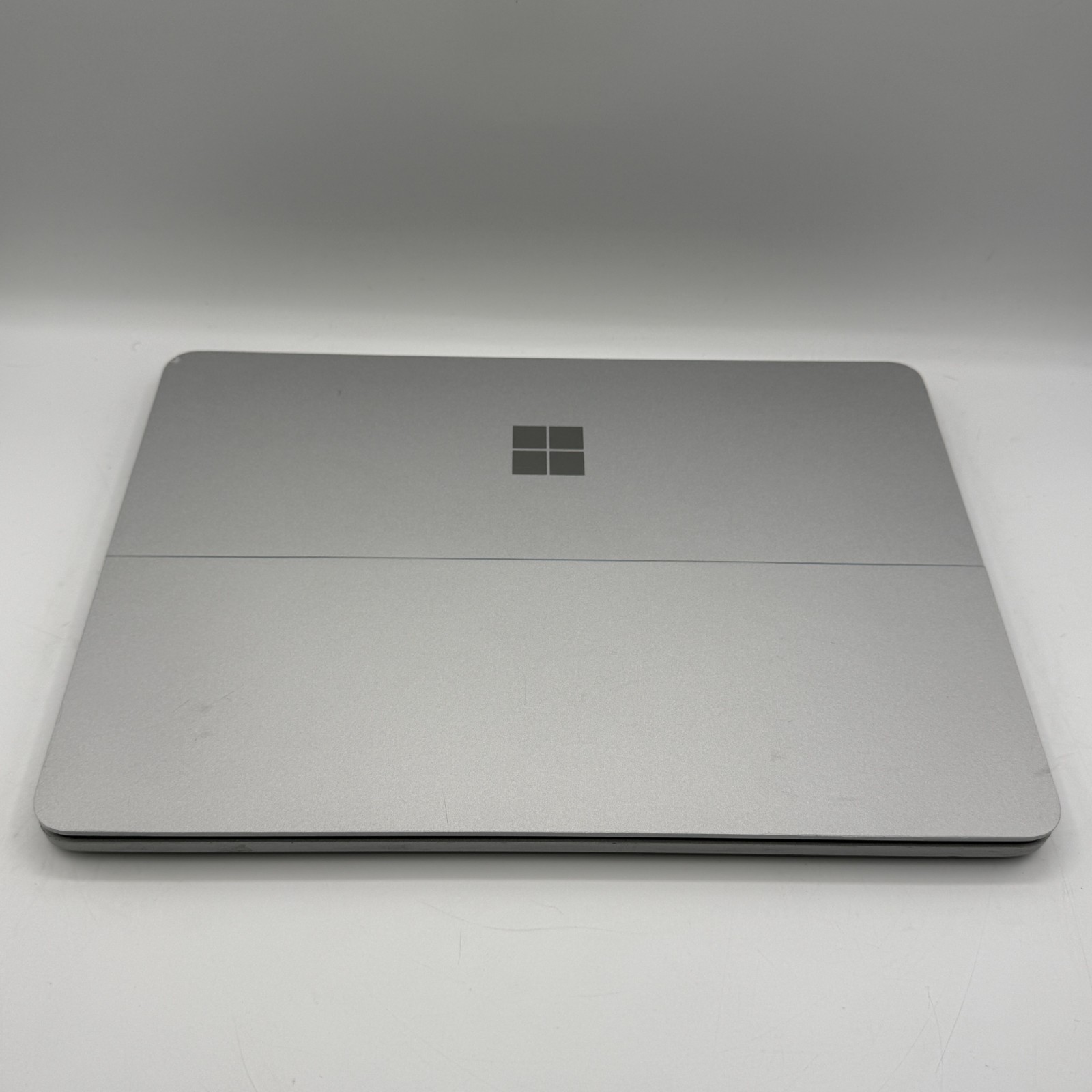Microsoft Surface Laptop Studio 14.4″ i7-11370H 32GB RAM 512GB SSD RTX A2000