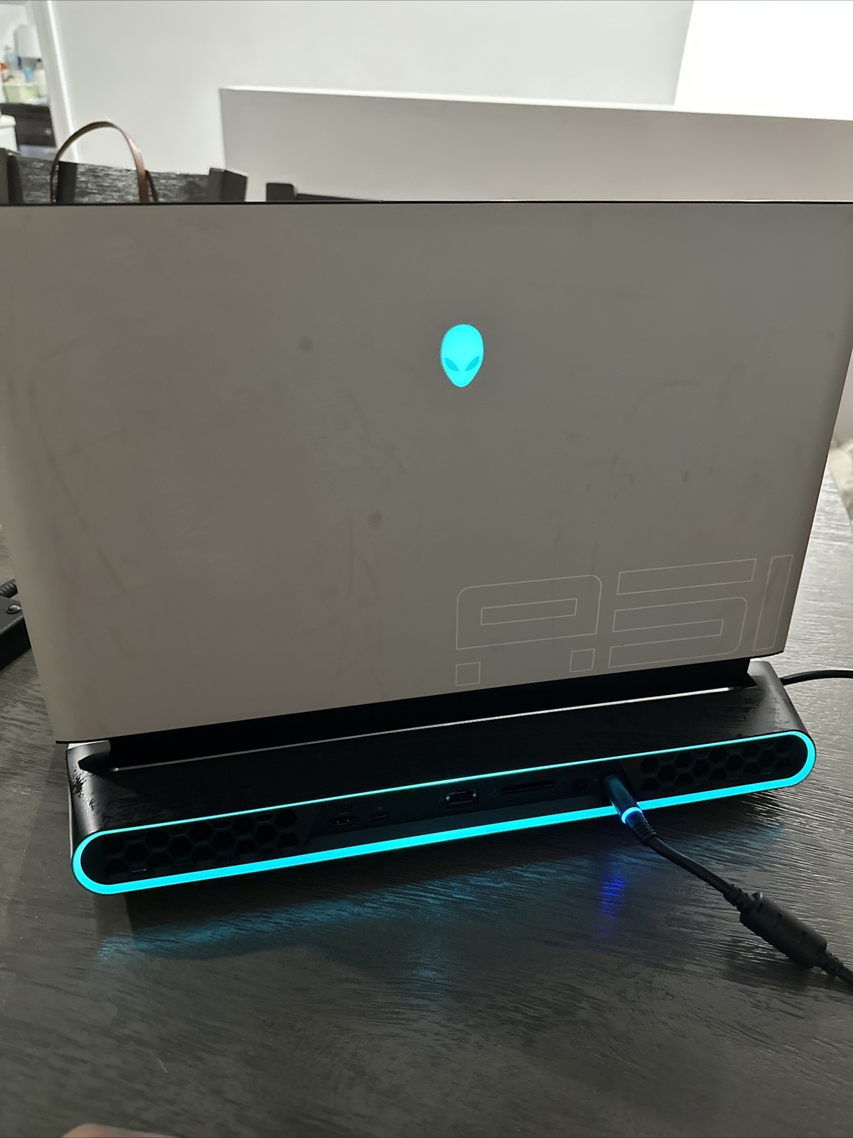 Alienware Area 51m R1 Core i7-9700K 3.6GHz RTX 2070