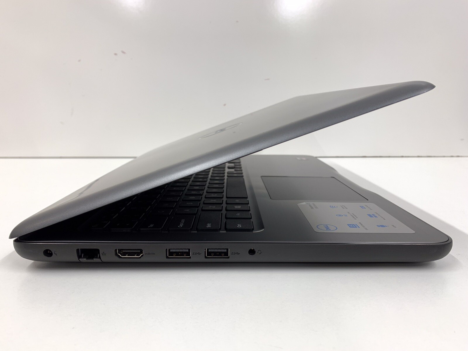 Dell Inspiron 5565 AMD A9-9400 Radeon R5 2.4GHz | NO RAM/HDD | For Parts | #T239