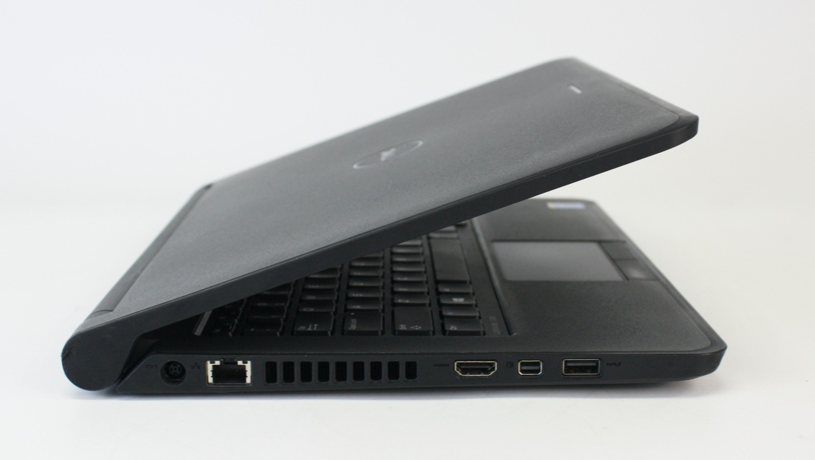 Dell Latitude 3350 Laptop 13.3″ Intel Core i3-5005U 2.0GHz 8GB RAM